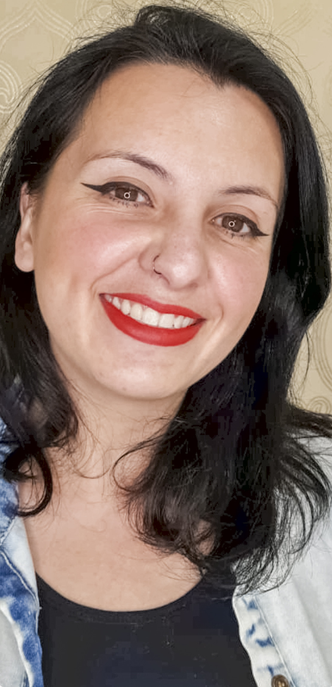 Antes Antes Iasmini Adrieli Alves - Trabalho 1 de Sarah Anjos
